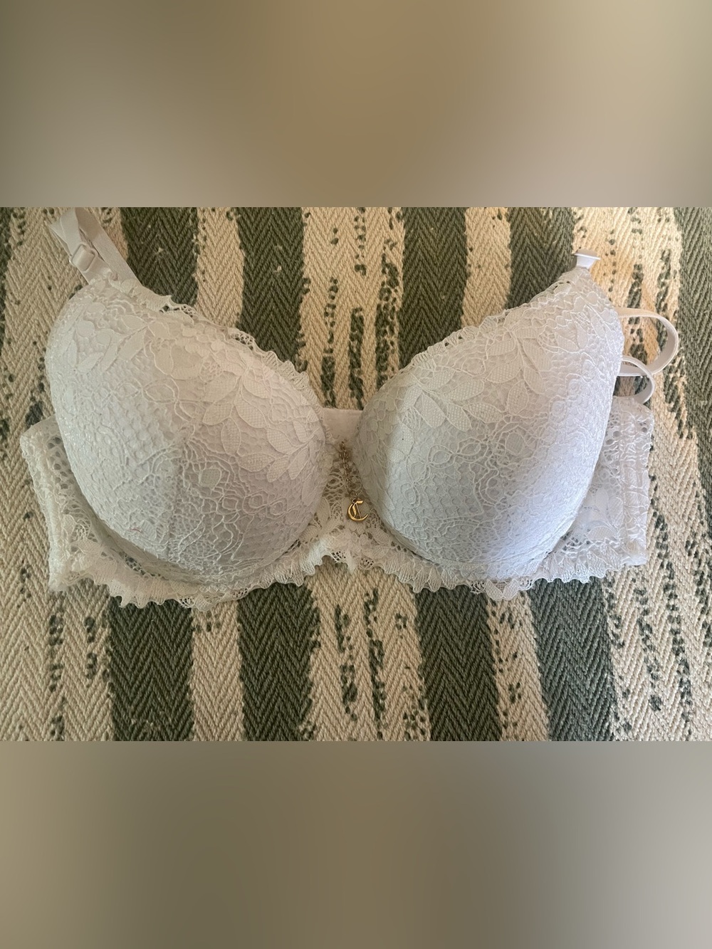Juicy Couture push up bra. Size 34C